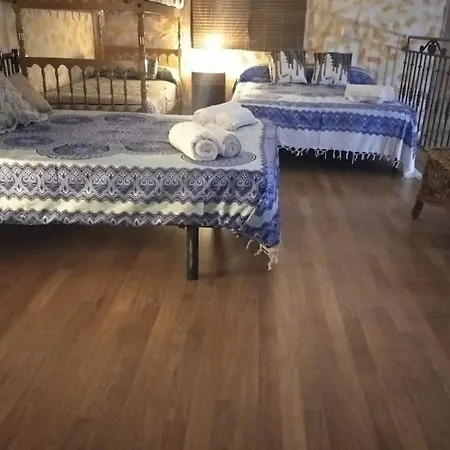 El Pinar Del Rondero J&m En Plena Naturaleza Sotillo de la Adrada