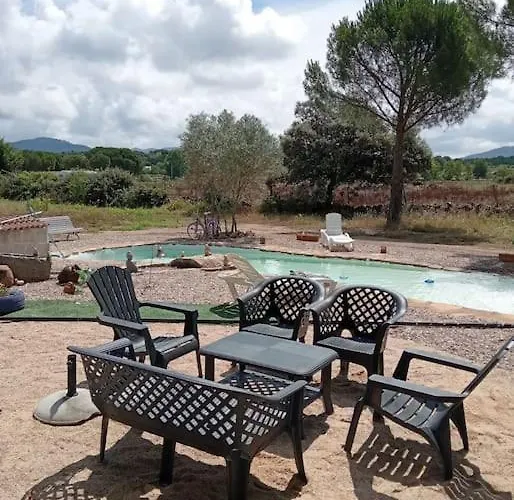 Casa de Férias El Pinar Del Rondero J&m En Plena Naturaleza Sotillo de la Adrada