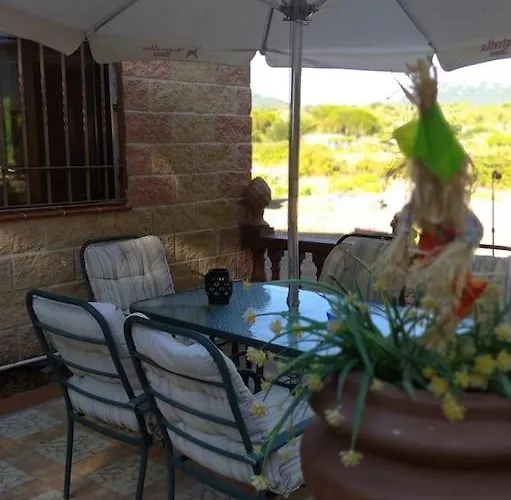 Casa de Férias El Pinar Del Rondero J&m En Plena Naturaleza Sotillo de la Adrada